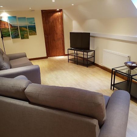 The Loft Apartment Abergavenny Eksteriør billede